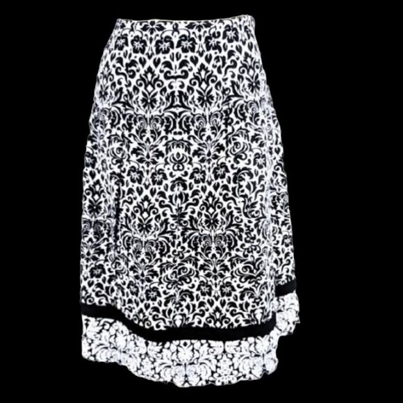 🔺️Charter Club Black & White Damask Skirt Petite 10 - Picture 3 of 10